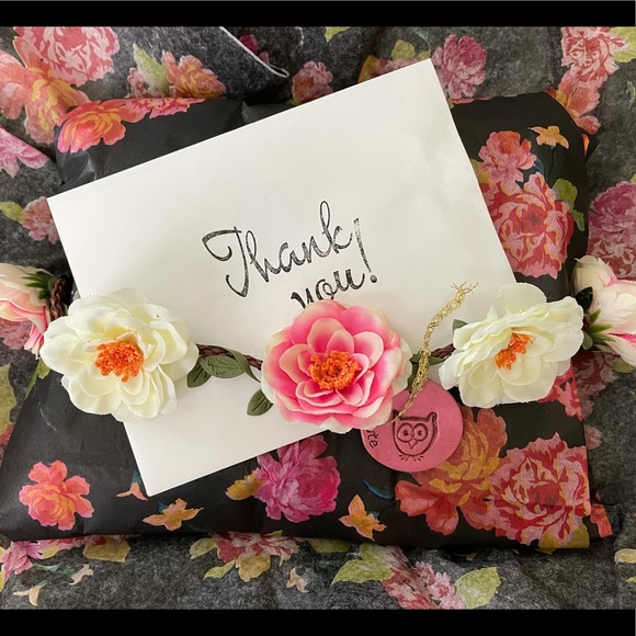 Meet your Posher, Mia - Picture 4 of 16